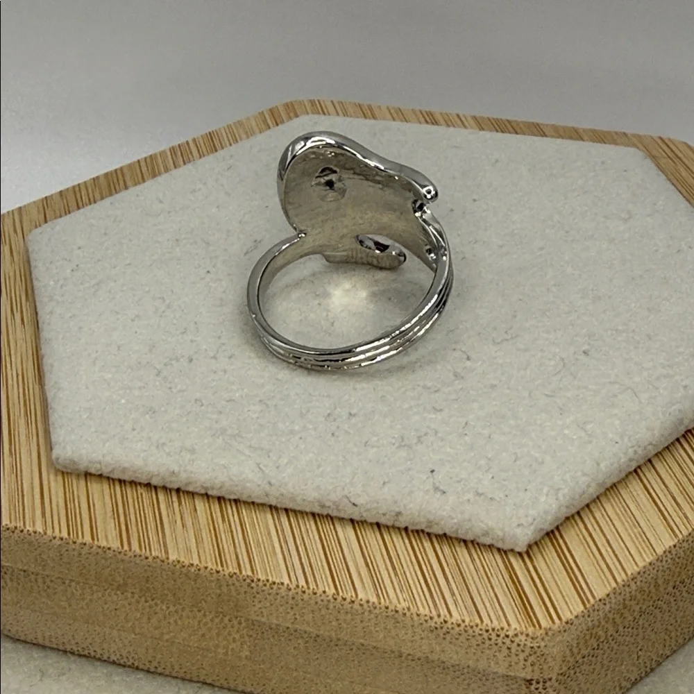 Rockin Guitar Ring Black and White Enamel Electric Guitar Ring Unisex Size 9